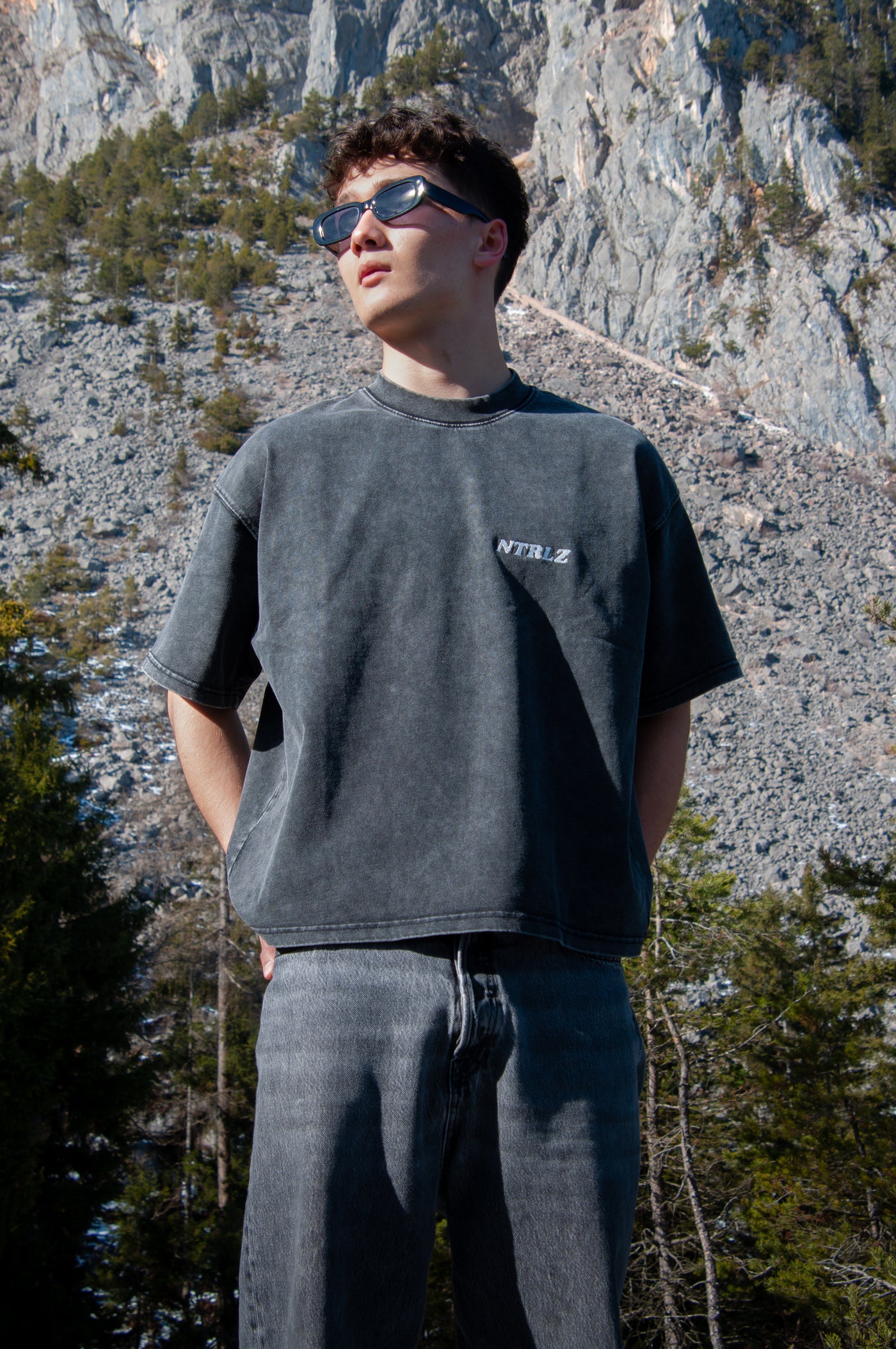 Neutralize Tee - washed